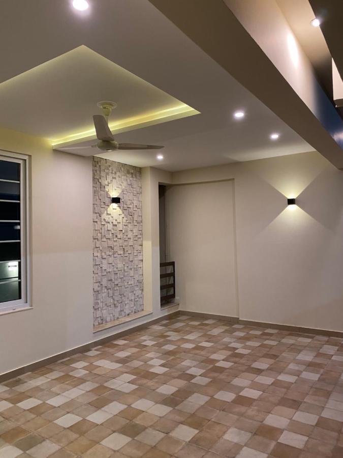 Continental Boutique House Panzió Iszlámábád Kültér fotó