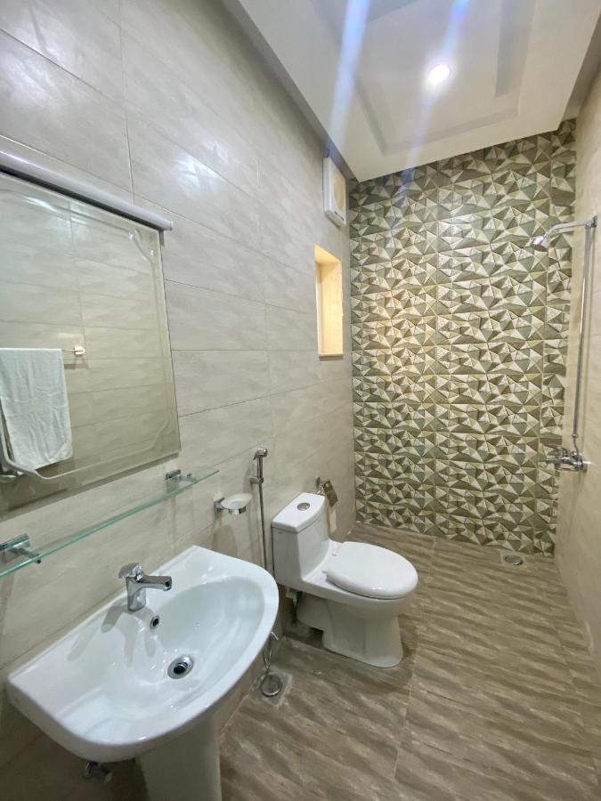 Continental Boutique House Panzió Iszlámábád Kültér fotó