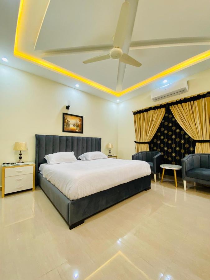Continental Boutique House Panzió Iszlámábád Kültér fotó