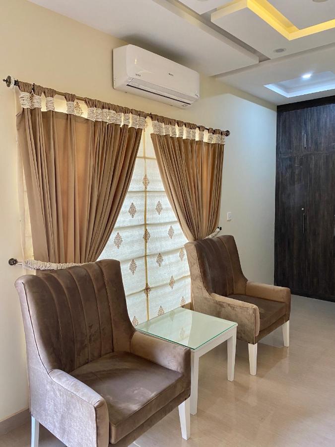 Continental Boutique House Panzió Iszlámábád Kültér fotó
