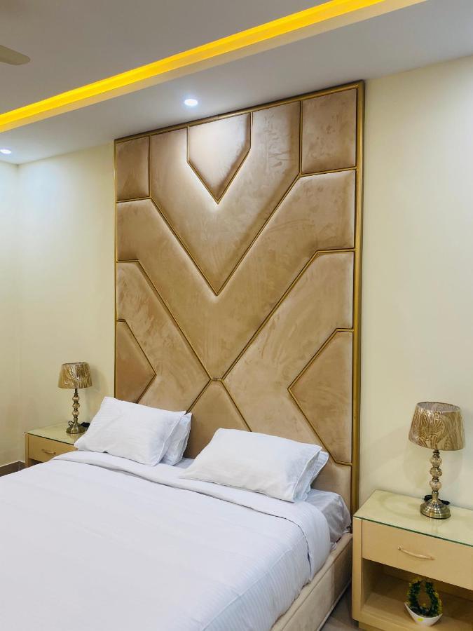 Continental Boutique House Panzió Iszlámábád Kültér fotó