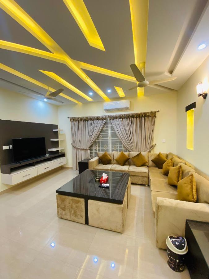 Continental Boutique House Panzió Iszlámábád Kültér fotó