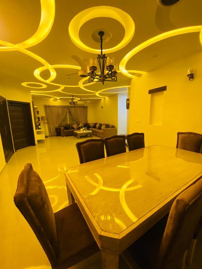 Continental Boutique House Panzió Iszlámábád Kültér fotó