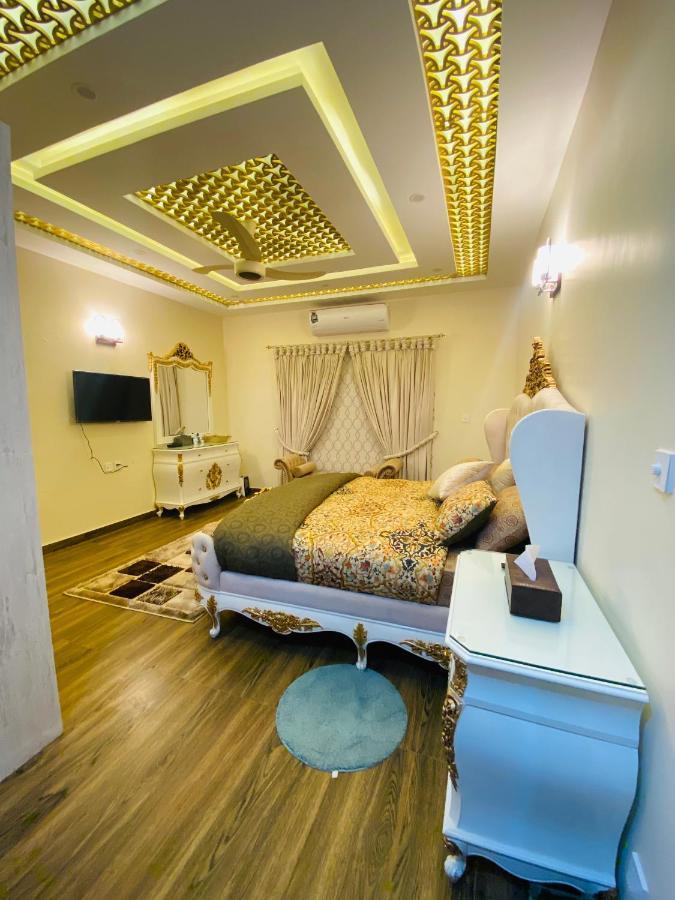 Continental Boutique House Panzió Iszlámábád Kültér fotó